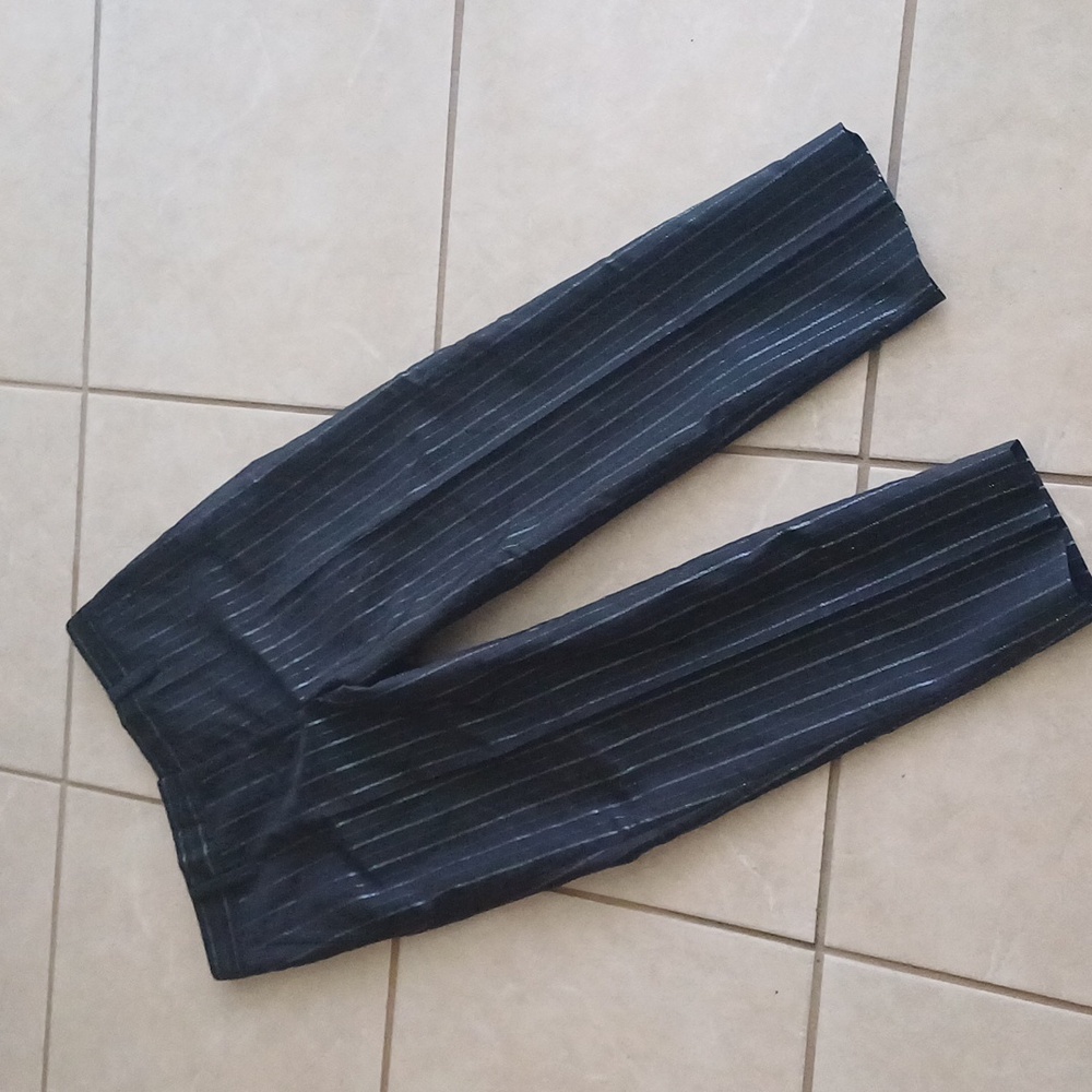 🔥🔥🔥Marc Jacobs black metallic pinstripe crop flat front chinos 8 NWT - Picture 2 of 16